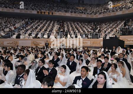 Gapyeong, South Korea. 07th Feb, 2020. Newly married 6000 couples attend the Blessing Ceremony of the Family Federation for World Peace and Unification at the Cheongshim Peace World Center in Gapyeong, South Korea, on Friday, February 7, 2020. Photo by Keizo Mori/UPI Credit: UPI/Alamy Live News Stock Photo