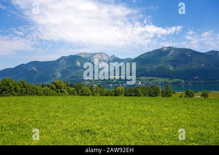 The tourist town St. Wolfgang at the lake Wolfgangsee in Austria, Europe Stock Photo