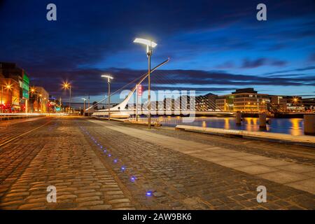 Samuel Beckett Bridge, and River Liffey, Dublin, Ireland Stock Photo