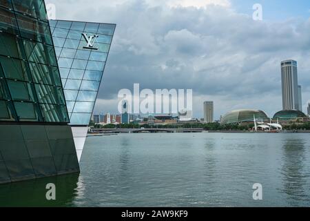 The Iconic Floating LV Store At Marina Bay Stock Photo, Picture and Royalty  Free Image. Image 65921999.