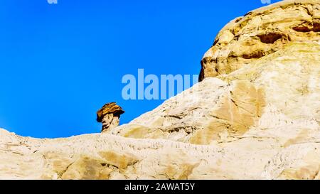 Toadstool Hoodoo on the colorful sandstone mountains in Grand Staircase-Escalante Monument in Utah, Unites States Stock Photo