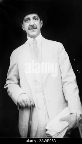 1916 ca , New York , USA : The rich heir of celebrated New York multimillionnaire GOULD family  Railways magnate FRANK JAY GOULD ( 1877 - 1956 ), phil Stock Photo