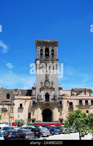 Plaza del Cabildo and Santa María church. Arcos de la Frontera. Cádiz
