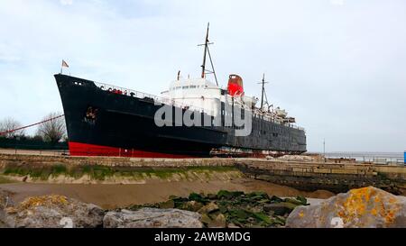 Duke of Lancaster ship in Mostyn Wales Stock Photo - Alamy