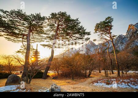 Winter lends a markedly different feel to the landmarks and cultural sights within Seoraksan National Park, South Korea. Stock Photo