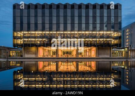 Dusk exterior of the D'Angelo Law Library at the University of Chicago. Stock Photo