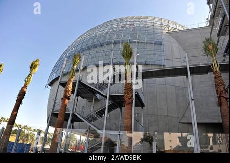 Los Angeles, CA, USA. 08th Feb 2020. Nearly completed Sphere Building at the Academy Musuem of Motion Pictures designed by architect Renzo Piano. Credit: Robert Landau/Alamy Live News Stock Photo