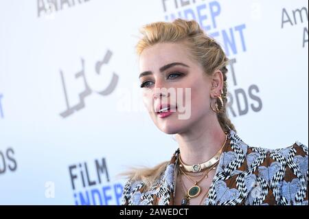 Amber Heard walking on the red carpet at the 35th Annual Film Independent Spirit Awards held in Santa Monica, California on Feb. 8, 2020. (Photo by Anthony Behar/Sipa USA) Stock Photo