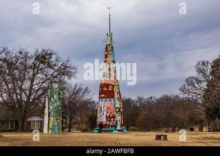 Ed Galloway's Totem Pole Park, filled with folk art totems with an American Indian motif, along Route 66 near Foyil, Oklahoma, USA [No property releas Stock Photo