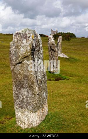 The Hurlers stone circle, engine house of former South Phoenix tin mine behind, near Minions, Bodmin Moor, Cornwall, England Stock Photo