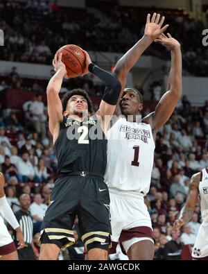 February 08, 2020: Vanderbilt guard, Scotty Pippen Jr. (2), drives to the hoop against Mississippi State forward, Reggie Perry (1), during the NCAA basketball game between the Vanderbilt Commodores and the Mississippi State Bulldogs at Humphrey Coliseum in Starkville, MS. Kevin Langley/Sports South Media/CSM Stock Photo