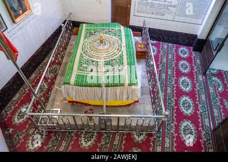 YANGON, MYANMAR - JANUARY 23, 2020: Dargah of Bahadur Shah Zafar, Memorial Hall to Last Moghul Emperor of India Stock Photo