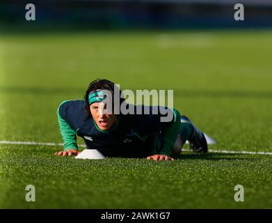 Energia Park, Dublin, Leinster, Ireland. 9th Feb, 2020. International Womens Rugby, Six Nations, Ireland versus Wales; Lindsay Peat of Ireland warms up prior to kickoff Credit: Action Plus Sports/Alamy Live News Stock Photo