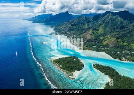 Lagoons at Northwest of Moorea, Moorea, French Polynesia Stock Photo