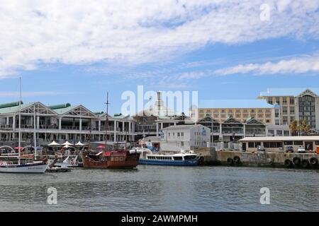 Victoria Wharf Mall and Table Bay Hotel, Victoria Basin, V&A Waterfront, Cape Town, Table Bay, Western Cape Province, South Africa, Africa Stock Photo