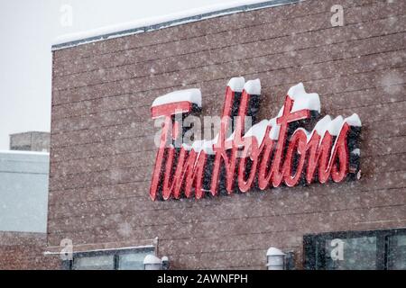 A Tim Hortons restaurant location in East Tawas, Michigan Stock Photo -  Alamy