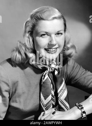 1948 ca, USA  : The actress and singer DORIS DAY ( born  Doris Mary Ann Kappelhoff , born 3 April 1924 Cincinnati, Ohio, USA ), pubblicity stills at t Stock Photo