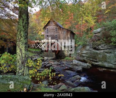 Glade Creek Gristmill in autumn. Babcock State Park, West Virigina. Stock Photo