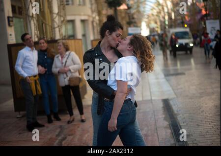 Kissing street kids pose portrait hi-res stock photography and images -  Alamy