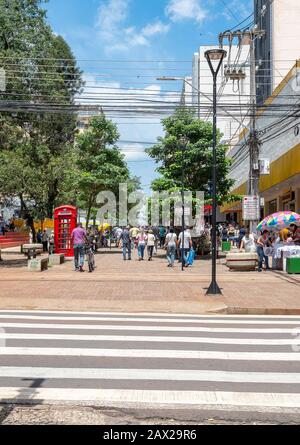 Londrina PR, Brazil - December 23, 2019: Downtown of Londrina. People shopping and walking at the Calcadao. Stock Photo