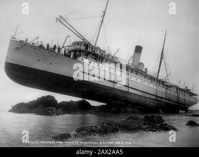 The sentinel (1920 Stock Photo - Alamy