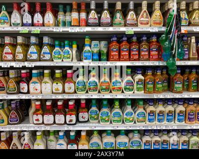 Hidden valley ranch dressing hi-res stock photography and images - Alamy