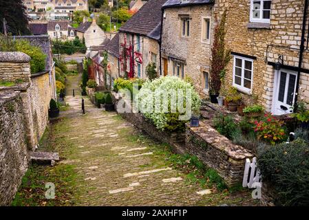 Chipping Steps in Tetbury, England lined with weavers cottages. Stock Photo