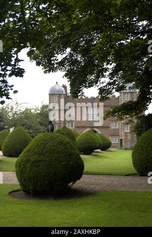 Gardens of Burton Agnes Hall, Driffield, East Yorkshire Stock Photo