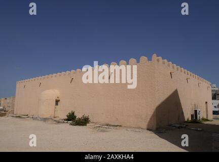 Mosque next to Riffa Fort, East Riffa, Kingdom of Bahrain Stock Photo