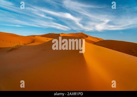 Sand dunes in Sahara desert, Morocco Stock Photo
