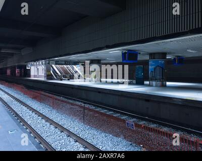 Picture Of Commuter Train Station Underground Platform Stock Photo Alamy