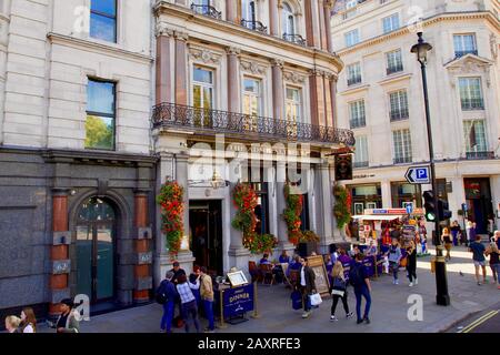 The Admiralty, 66 Trafalgar Square, St. James's, City of Westminster, London, England. Stock Photo