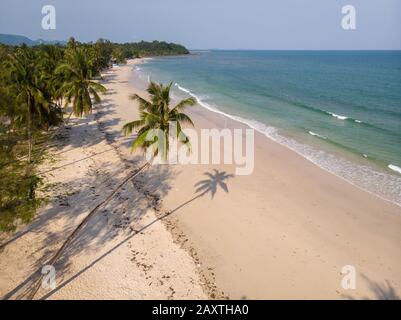 Hat Thun Wua Laen beach in Chumphon area Thailand, drone view from above at the beach with white sand and palm trees Stock Photo