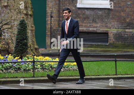 Prime Minister Rishi Sunak with Secretary of State for Science ...