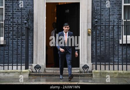 Newly installed Chancellor of the Exchequer Rishi Sunak leaving Downing Street, London, as Prime Minister Boris Johnson reshuffles his Cabinet. Stock Photo