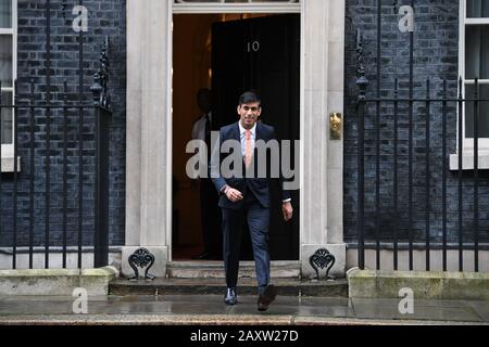 Newly installed Chancellor of the Exchequer Rishi Sunak leaving Downing Street, London, as Prime Minister Boris Johnson reshuffles his Cabinet. Stock Photo