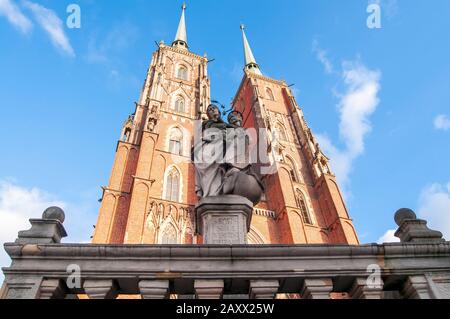 Wroclaw, Poland, February 2020. Gothic cathedral of St. John the Baptist (Katedra św. Jana Chrzciciela) in Ostrow Tumski. Stock Photo