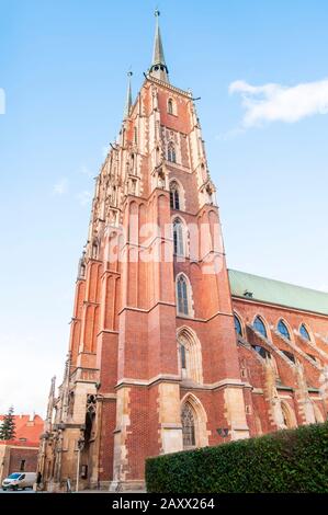 Wroclaw, Poland, February 2020. Gothic cathedral of St. John the Baptist (Katedra św. Jana Chrzciciela) in Ostrow Tumski. Stock Photo