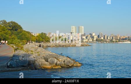 the-waterfront-at-moda-kadikoy-istanbul-turkey-stock-photo-alamy