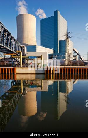 Hard coal-fired power plant Datteln with unit 4 at the Datteln-Hamm-Canal, coal exit, Datteln, Ruhr area, North Rhine-Westphalia, Germany Stock Photo