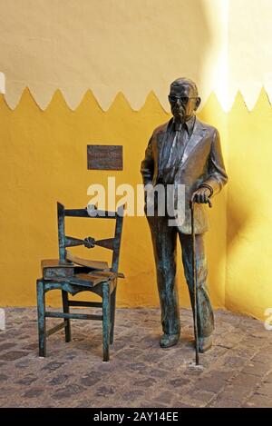Nestor Alamo Hernandez Bronzefigur, Las Palmas Stock Photo