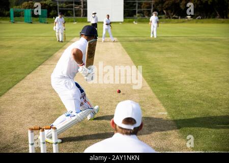 England cricket players look on during a training session, two days before  the first cricket test match against India in Nagpur, India, Monday, Feb. 27,  2006. (AP Photo/Aman Sharma Stock Photo - Alamy