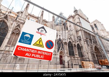 26 July 2019, Paris, France: Work on the reconstruction of the Notre Dame De Paris building after the fire disaster in April 2019 Stock Photo