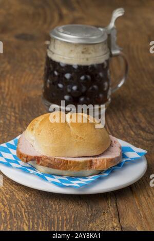 a-typical-bavarian-snack-the-leberk-ssemmel-stock-photo-alamy