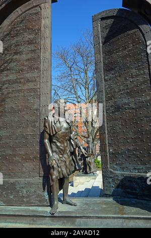 Monument to the Goettingen Seven in Hanover Stock Photo