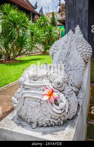 Dragon statue, Wat Chedi Luang temple big Stupa, Chiang Mai, Thailand Stock Photo