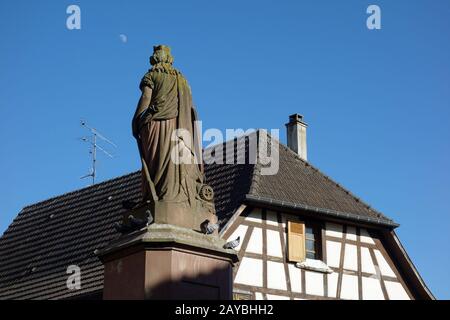 Friedrichsbrunnen with statue Ville de Ribeauvillé Stock Photo
