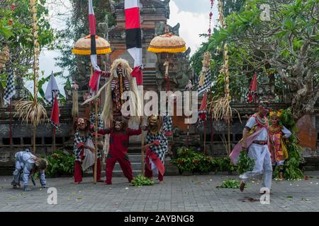 Rangda mythical widow witch personification of evil at the traditional Barong and Kris dance, which tells a battle between good and evil spirit, perfo Stock Photo