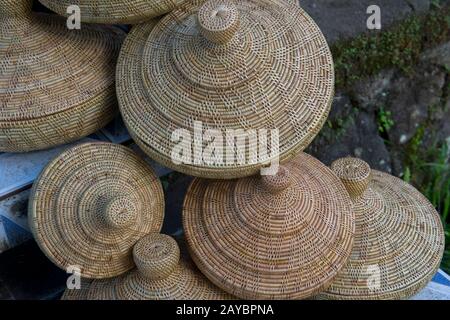洋書 Ulat-ulatan:Traditional Basketry in Bali Ulat-ulatan