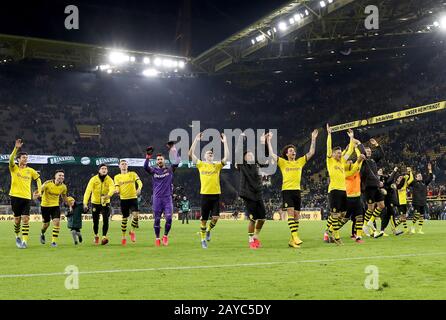 Dortmund, Germany. 14th Feb, 2020. Players of Dortmund celebrate after winning a German Bundesliga match between Borussia Dortmund and Eintracht Frankfurt in Dortmund, Germany, Feb. 14, 2020. Credit: Joachim Bywaletz/Xinhua/Alamy Live News Stock Photo